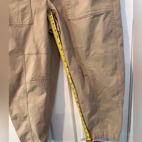 Banana Republic Women’s Khaki High-Rise Utility Pants Size 8 – - Picture 6 of 7